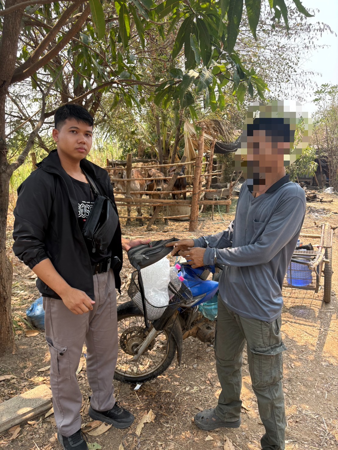 จับกุมคดีอาวุธปืนและยาเสพติด